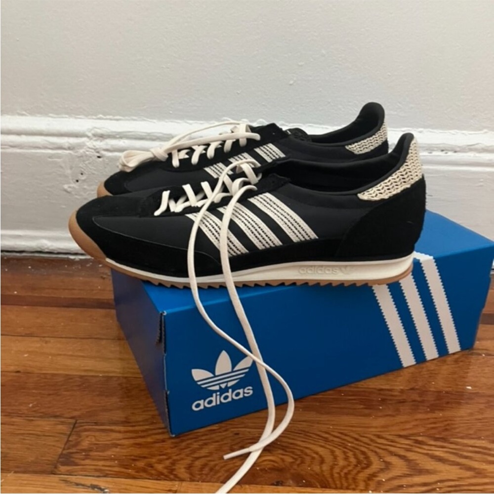 ADIDAS ORIGINALS Black SL 72 OG sneaker